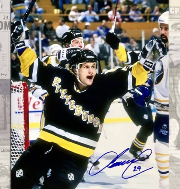 Markus Naslund Pittsburgh Penguins Autographed 8x10