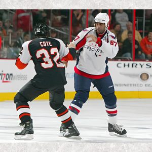 Donald Brashear Pre-Order Washington Capitals Brawl Action Autographed 16x20 (1)