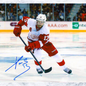 Pavel Datsyuk Detroit Red Wings Autographed 8x10
