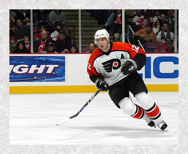 Simon Gagne Pre-Order Philadelphia Flyers Autographed 16x20 (1)