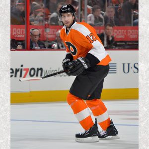Simon Gagne Pre-Order Philadelphia Flyers Autographed 8x10 (2)