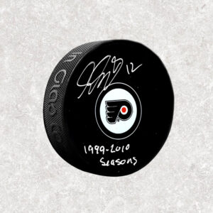 Simon Gagne Philadelphia Flyers Autographed Puck