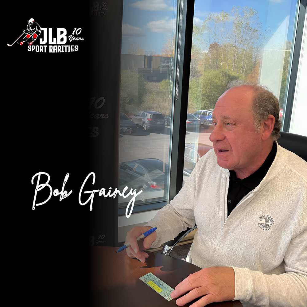 Bob Gainey Montreal Canadiens 1986 Stanley Cup Autographed Puck - Image 2