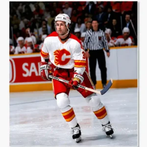 Doug Gilmour Pre-Order Calgary Flames Autographed 8x10 (1)