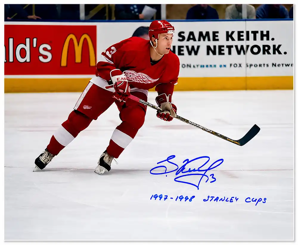 Vyacheslav Kozlov Detroit Red Wings Autographed 8x10