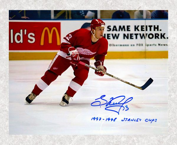 Vyacheslav Kozlov Detroit Red Wings Autographed 8x10