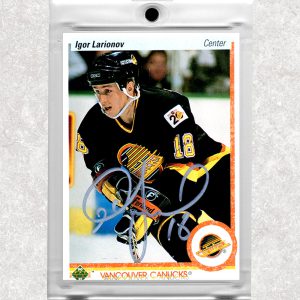 Igor Larionov Vancouver Canucks 1990-91 Upper Deck Hockey #128 Rookie Autographed Card