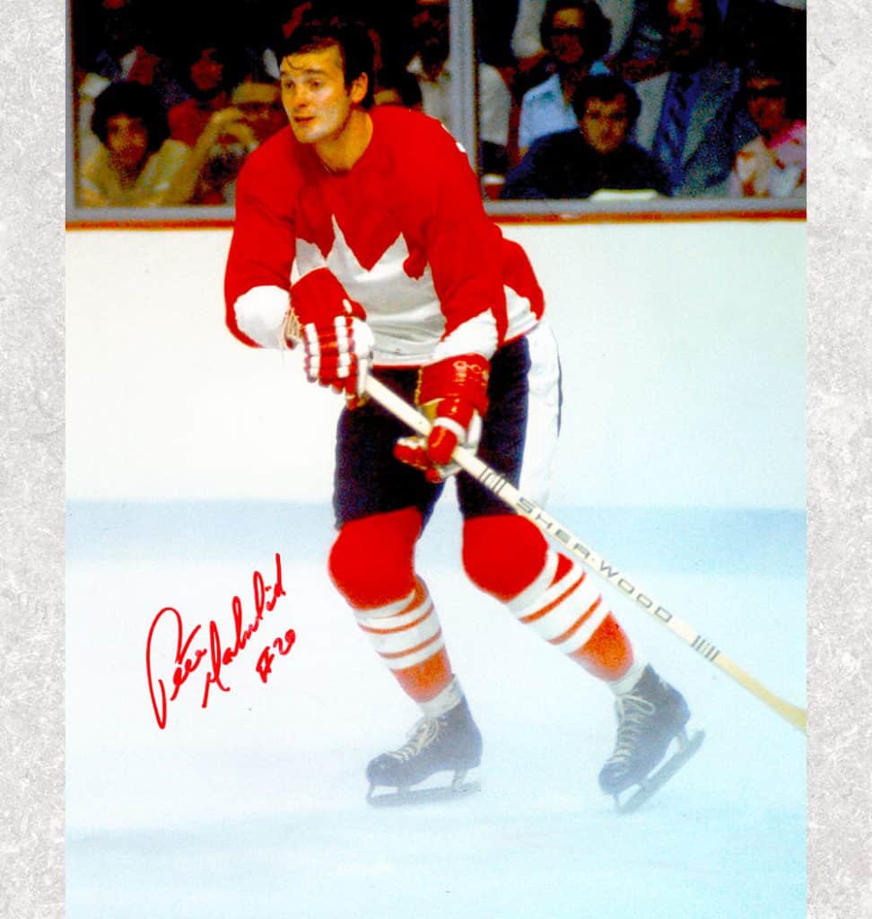 Peter Mahovlich Team Canada 1972 Summit Series Autographed 8×10 