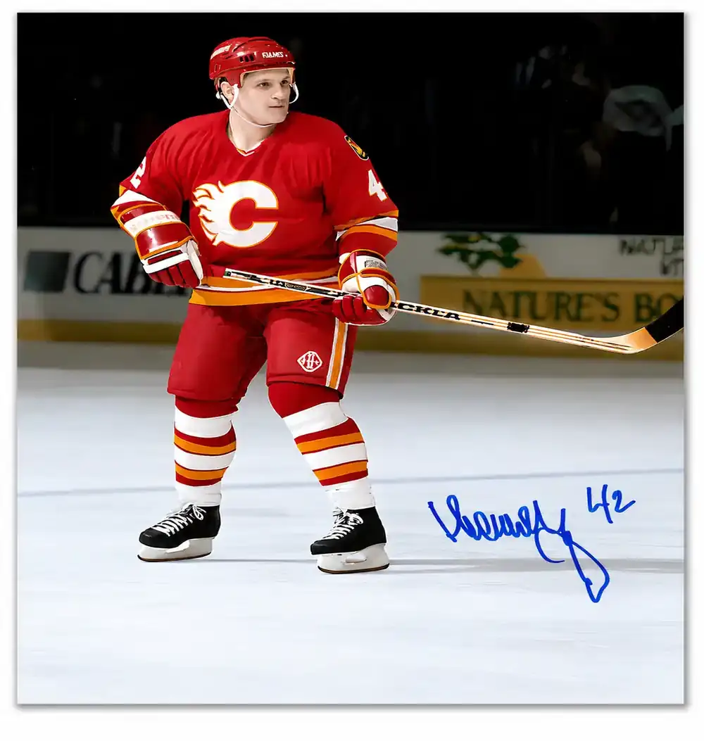 Sergei Makarov Calgary Flames Autographed 8x10