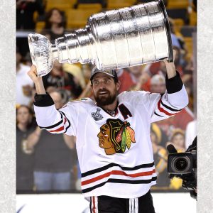 Patrick Sharp Pre-Order Chicago Blackhawks Autographed 8x10 (3)