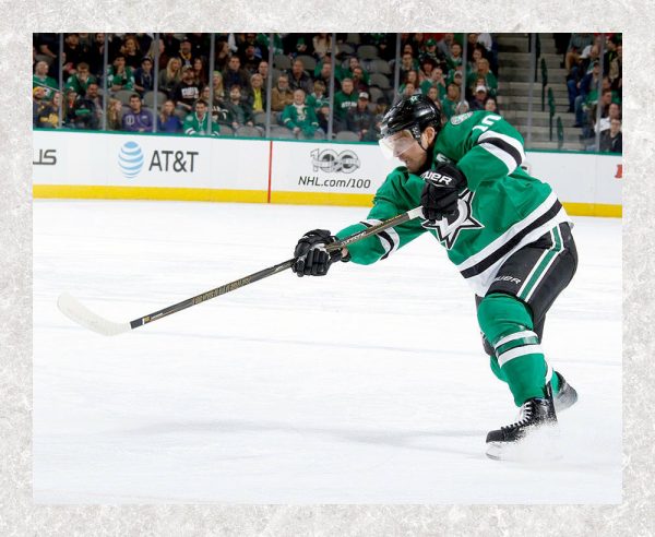 Patrick Sharp Pre-Order Dallas Stars Autographed 8x10 (1)