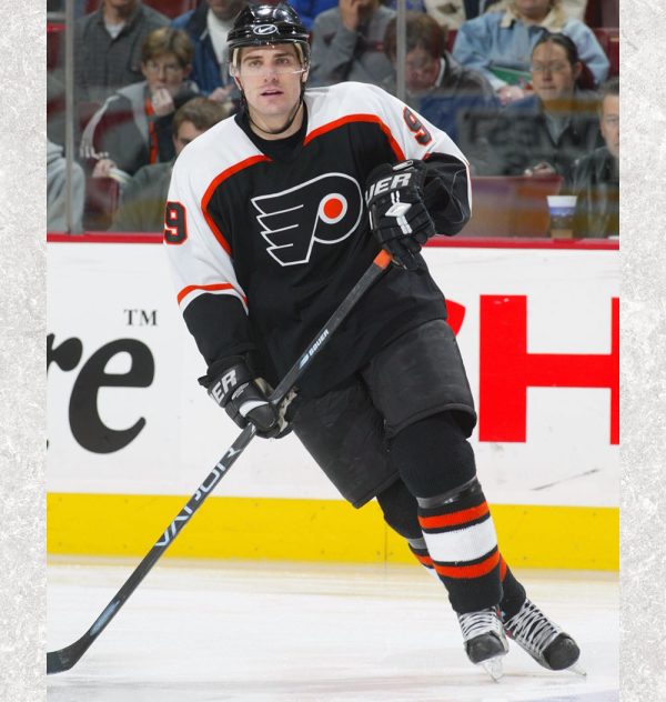 Patrick Sharp Pre-Order Philadelphia Flyers Autographed 8x10 (1)