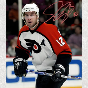 Simon Gagne Philadelphia Flyers Autographed 8x10