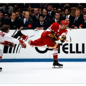 Alexander Yakushev Pre-Order Team USSR Autographed 8x10 (1)